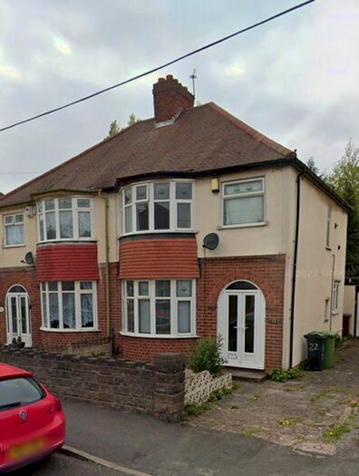 3 Bedroom Semi-Detached House To Rent In Victory Avenue, Wednesbury, WS10