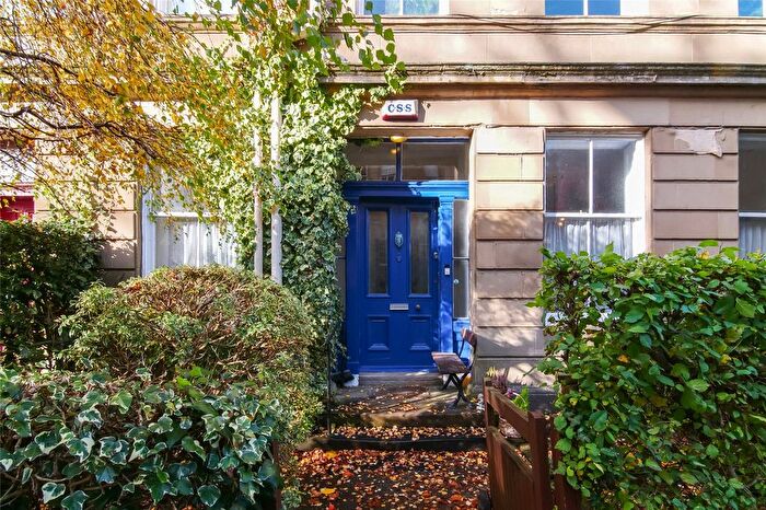 3 Bedroom Flat For Sale In Buckingham Street, Botanics, Glasgow, G12