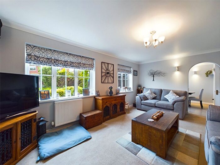 4 Bedroom Detached House For Sale In Waterdale Close, Hardwicke, Gloucester, Gloucestershire, GL2