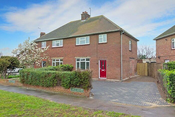 3 Bedroom Semi-Detached House To Rent In Swale Avenue, Sheerness, ME12