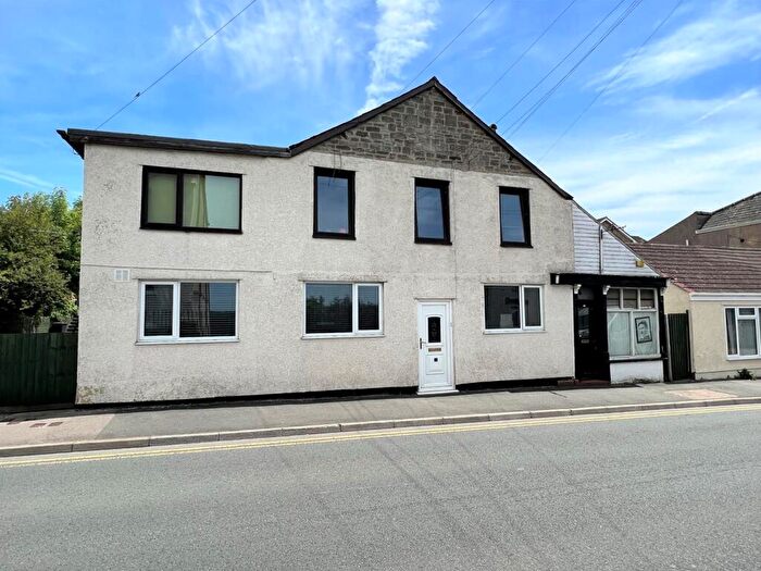 2 Bedroom Flat For Sale In Commercial Street, Cinderford, GL14