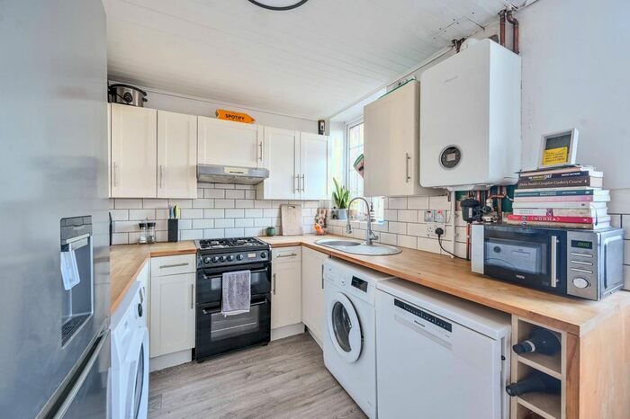 3 Bedroom Terraced House To Rent In Alnwick Road, Lee, London, SE12