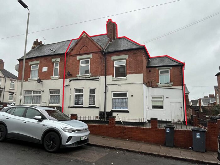 2 Bedroom End Of Terrace House For Sale In B St. Saviours Road, Leicester, Leicestershire, LE5
