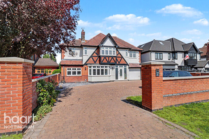 5 Bedroom Detached House For Sale In Melton Road, Tollerton, NG12