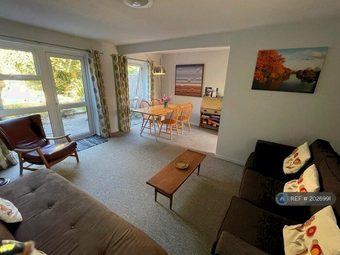 2 Bedroom Terraced House To Rent In Coram Close, Winchester, SO23