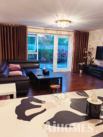 3 Bedroom House To Rent In Harmony Square, M13