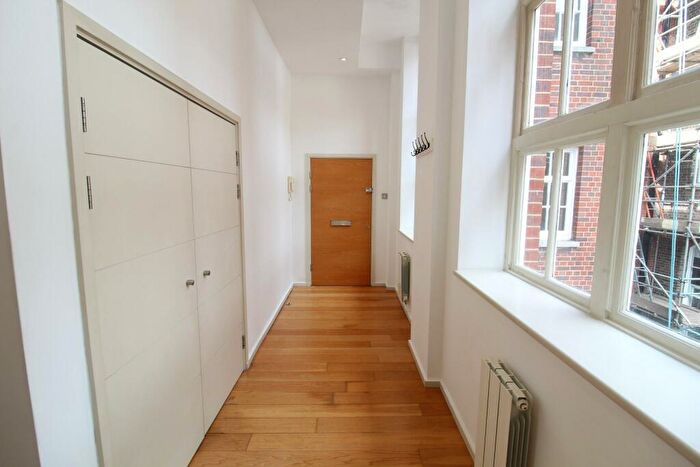 2 Bedroom Apartment To Rent In Richmond Terrace, BN2