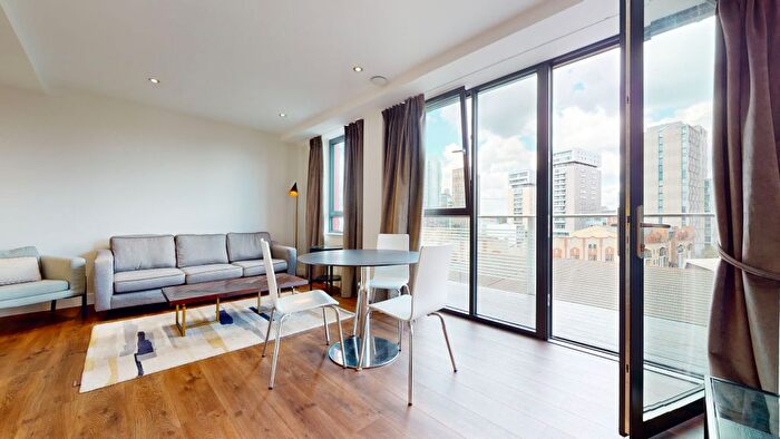 2 Bedroom Flat To Rent In Back Church Lane, London, E1