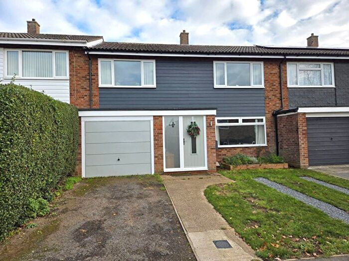 3 Bedroom Terraced House For Sale In Hawthorn End, Gamlingay, SG19