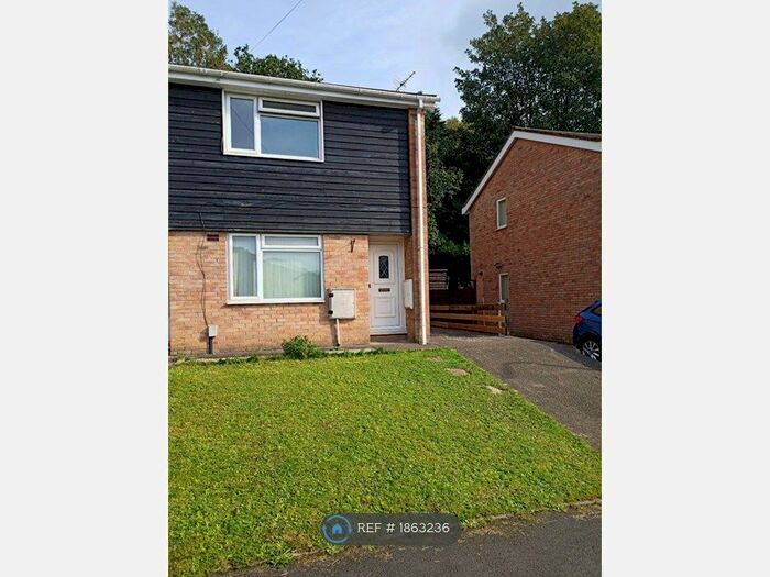 2 Bedroom End Of Terrace House To Rent In Rhiw'r Ddar, Taffs Well, Cardiff, CF15