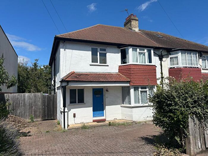 4 Bedroom House To Rent In Lawrence Road, South Norwood, SE25