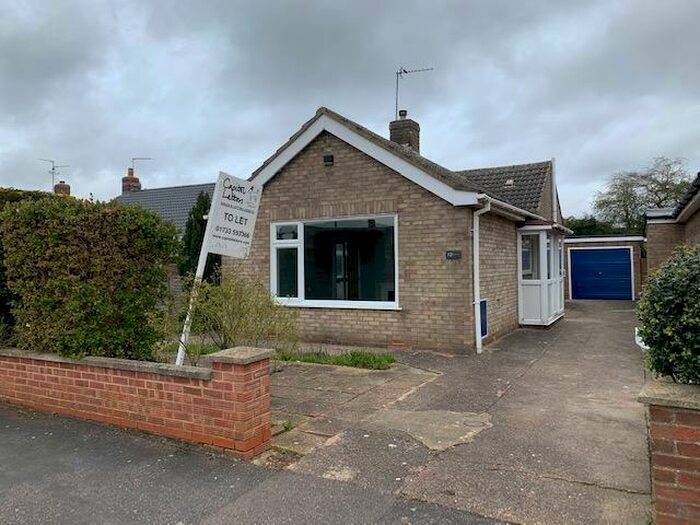 3 Bedroom Detached Bungalow To Rent In Ellwood Avenue, Peterborough, PE2