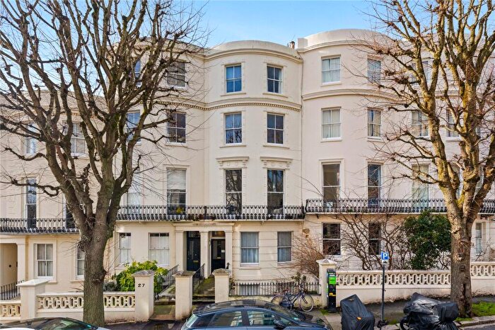 2 Bedroom Apartment For Sale In Brunswick Road, Hove, East Sussex, BN3