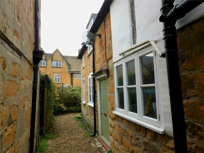 1 Bedroom Terraced House To Rent In Greenhill, Sherborne, DT9
