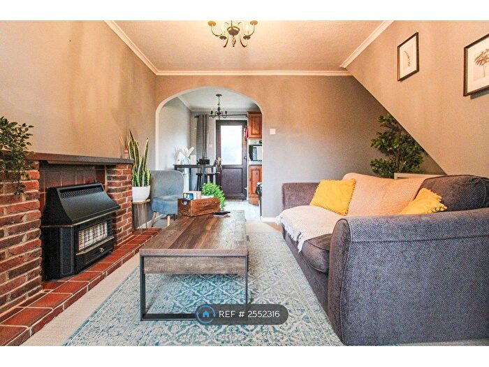 2 Bedroom End Of Terrace House To Rent In Swallow Gardens, Carlton, Nottingham, NG4