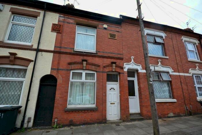 3 Bedroom Terraced House To Rent In Tennyson Street, Leicester, LE2