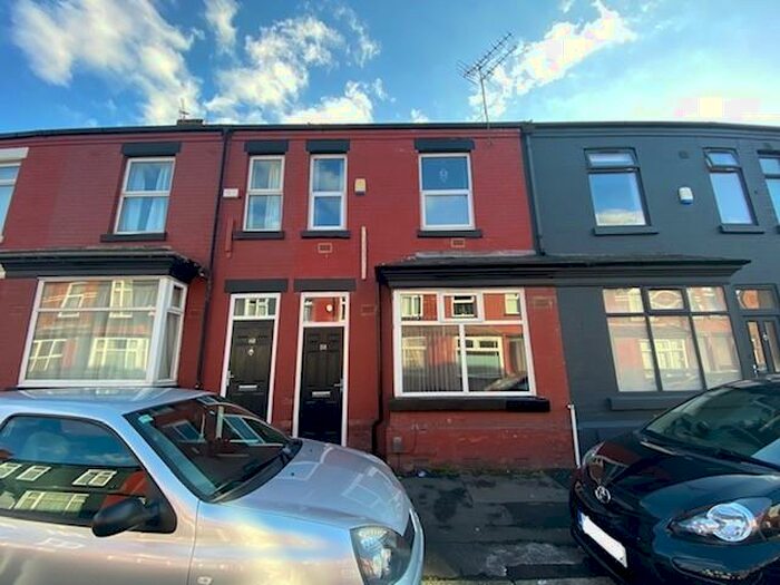 5 Bedroom Private Hall To Rent In Braemar Road, Fallowfield, M14