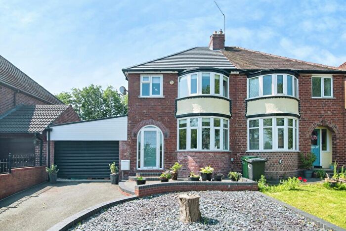 3 Bedroom Semi Detached House For Sale In The Broadway, Dudley, DY1