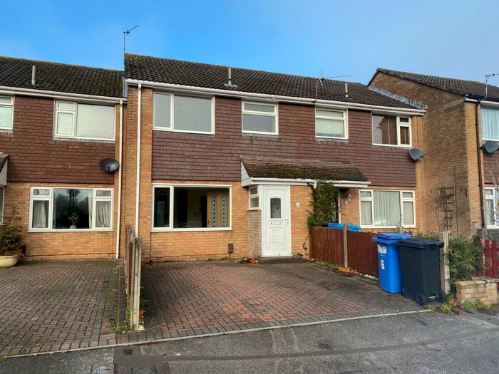3 Bedroom House To Rent In Redhoave Road, Canford Heath, BH17