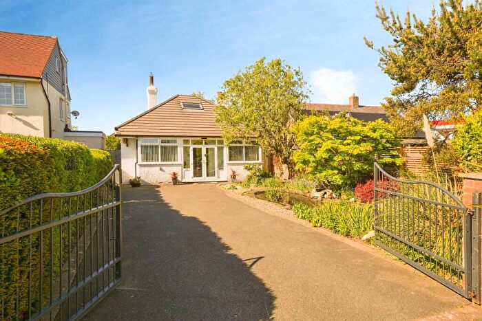 4 Bedroom Detached Bungalow For Sale In Greasby Road, Greasby, Wirral, CH49