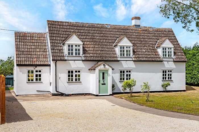 4 Bedroom Detached House For Sale In Hatch Lane, Keysoe, MK44