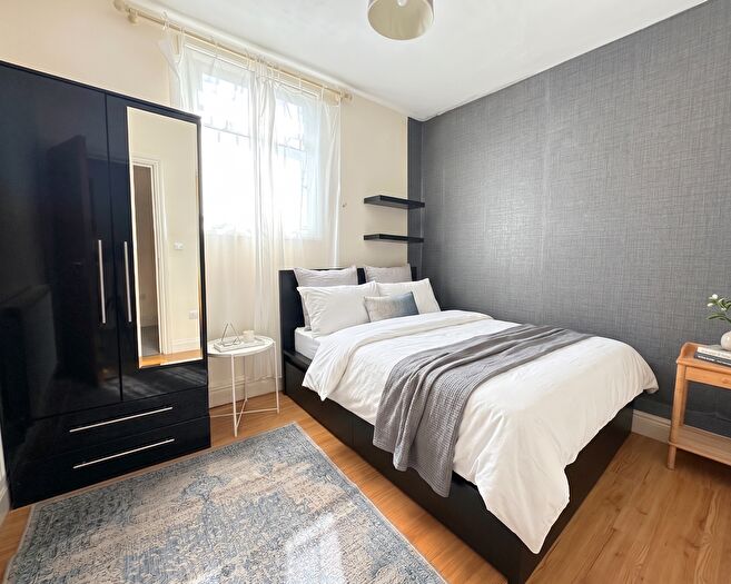 3 Bedroom Flat To Rent In Islington, N1