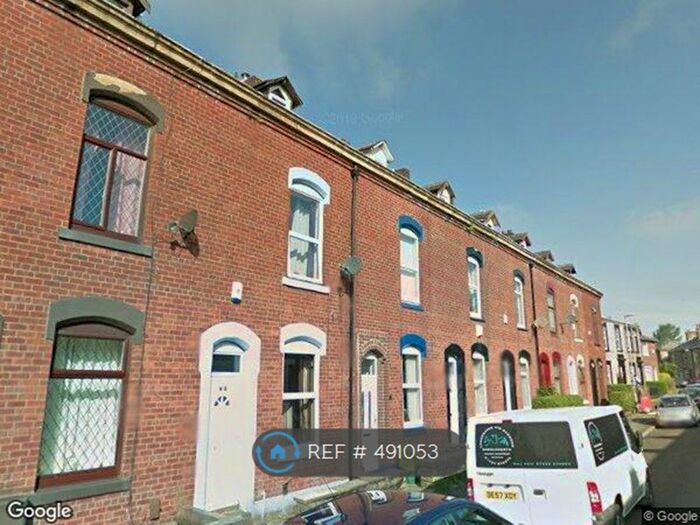 3 Bedroom Terraced House To Rent In Herbert Street, Oldham, OL4