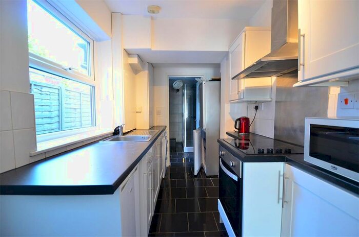 4 Bedroom Terraced House To Rent In Westminster Road, Student Property 2022-2023 Selly Oak, Birmingham B29