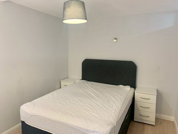 2 Bedroom Apartment To Rent In A Hounds Gate, Nottingham, NG1