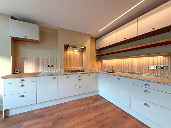 3 Bedroom Semi Detached House To Rent In Victory Road, Wimbledon, London, SW19