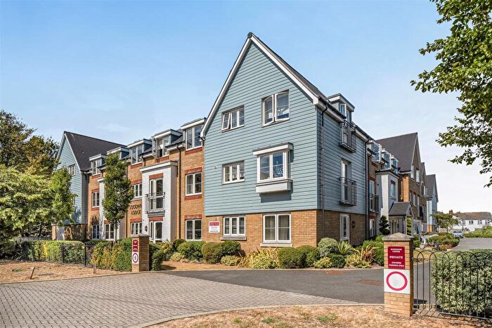 2 Bedroom Retirement Property For Sale In Goodwin Lodge, Deal, Kent, CT14