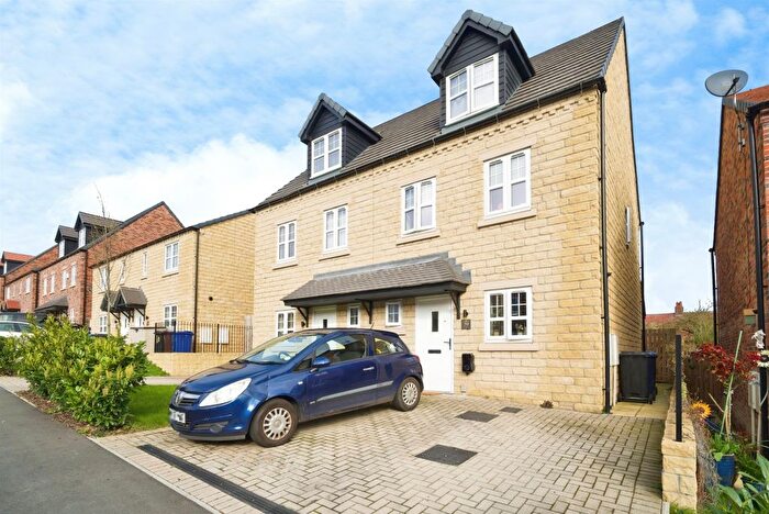 3 Bedroom Semi-Detached House For Sale In Mill Rise, Barnsley, S70