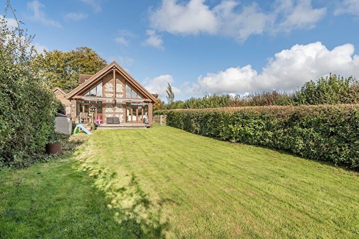 3 Bedroom Barn Conversion For Sale In Heath Green, Medstead, GU34