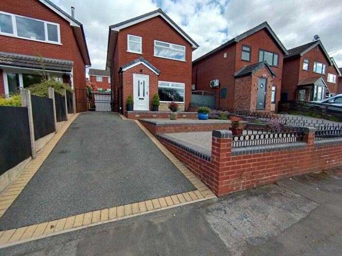 3 Bedroom Detached House For Sale In Hillside Avenue, Kidsgrove, Stoke-on-Trent, ST7