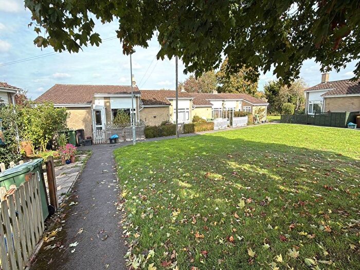 2 Bedroom Property To Rent In The Mead, Rode, BA11