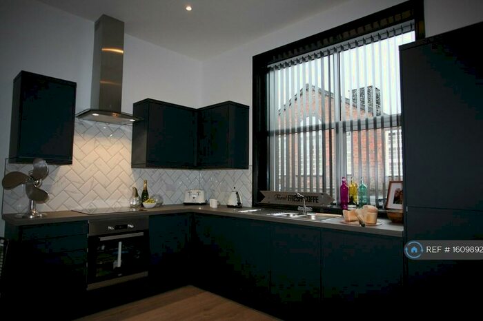 1 Bedroom Flat To Rent In Stanford House, Stourbridge, DY8