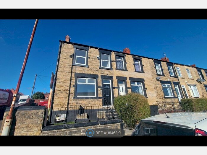 3 Bedroom Terraced House To Rent In Grove Street, Barnsley, S71