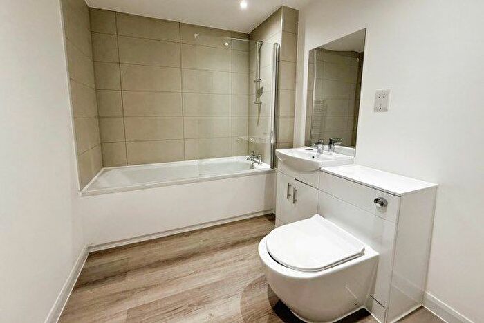 1 Bedroom Flat To Rent In Farnborough Road, Farnborough, GU14