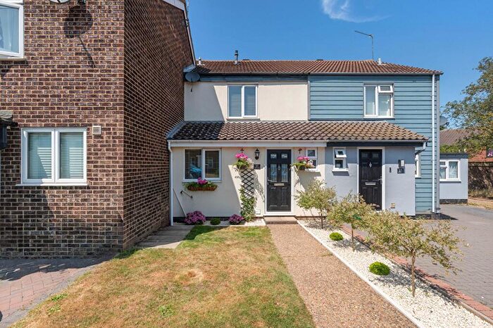 3 Bedroom Terraced House For Sale In Chestnut Avenue, Spixworth, NR10