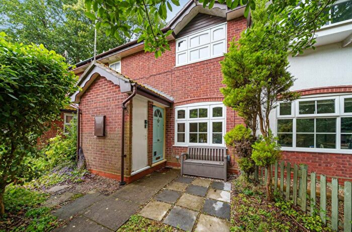 1 Bedroom House To Rent In Queensbury Place, Blackwater, GU17