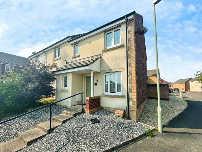 3 Bedroom Semi-Detached House For Sale In Bridgend, CF31