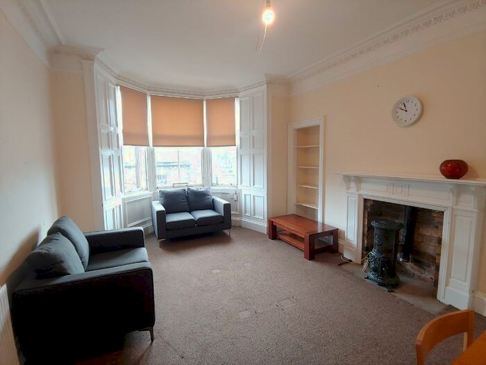 4 Bedroom Flat To Rent In Lochrin Buildings, Tollcross, Edinburgh, EH3
