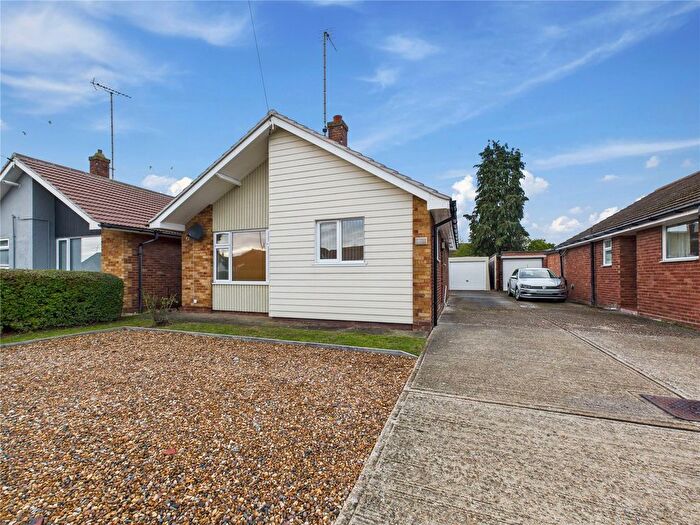 2 Bedroom Bungalow For Sale In Mill Road, Mile End, Colchester, Essex, CO4