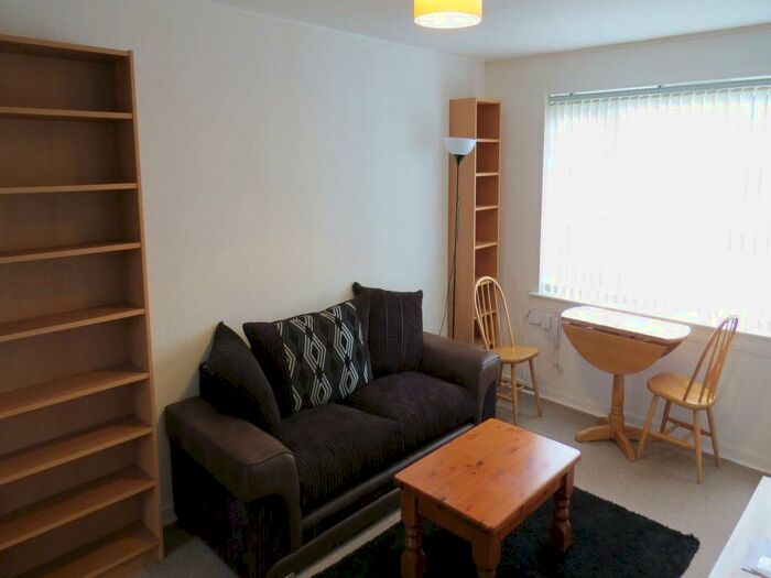 2 Bedroom Apartment To Rent In Firrhill Crescent, Firrhill, Edinburgh, EH13