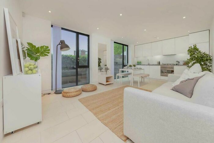 2 Bedroom Flat To Rent In Oval Road, Primrose Hill, NW1