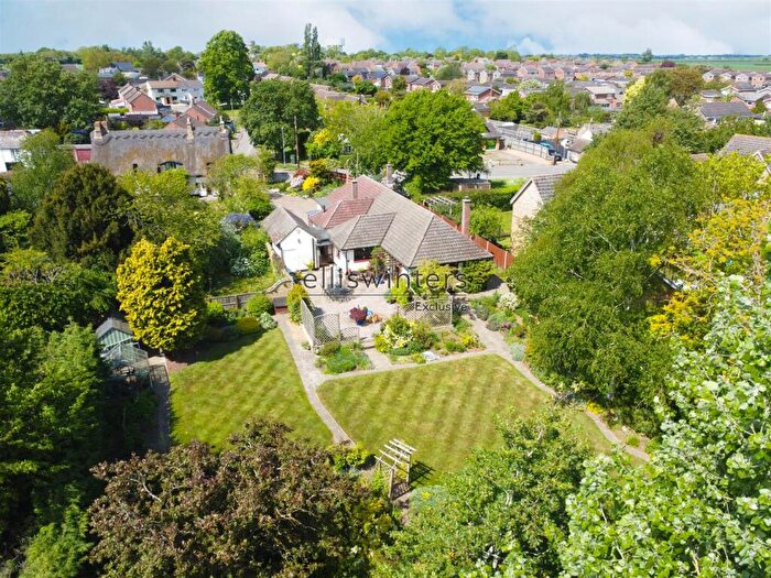 4 Bedroom Detached Bungalow For Sale In Colne Road, Bluntisham, PE28