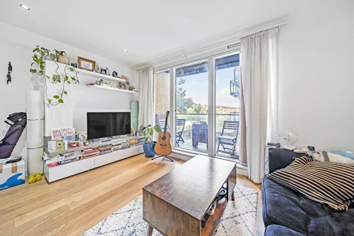 1 Bedroom Flat To Rent In Conington Road London, SE13