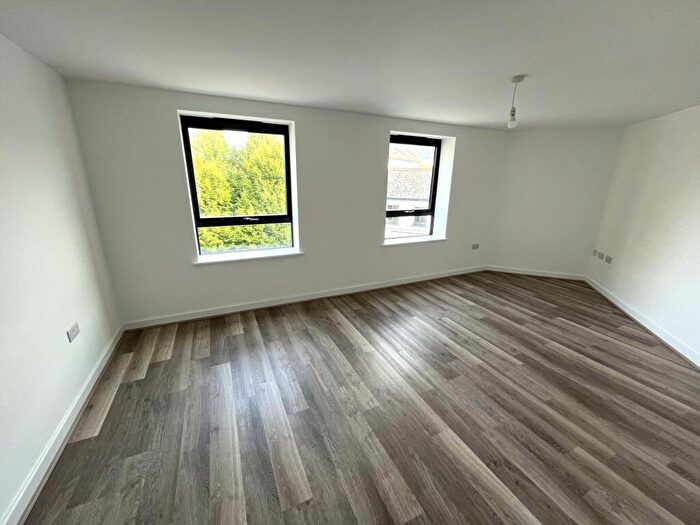 1 Bedroom Flat For Sale In Bowlinger Court, Queen Street, EX8