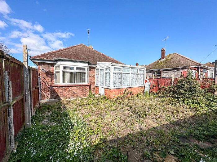 2 Bedroom Detached Bungalow To Rent In Jameson Road, Clacton-On-Sea, CO15