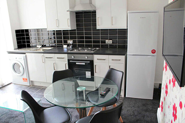 4 Bedroom House To Rent In Ventnor Street, Salford, M6
